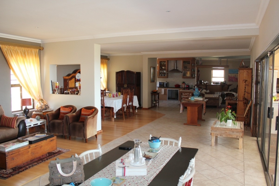 4 Bedroom Property for Sale in Myburgh Park Western Cape